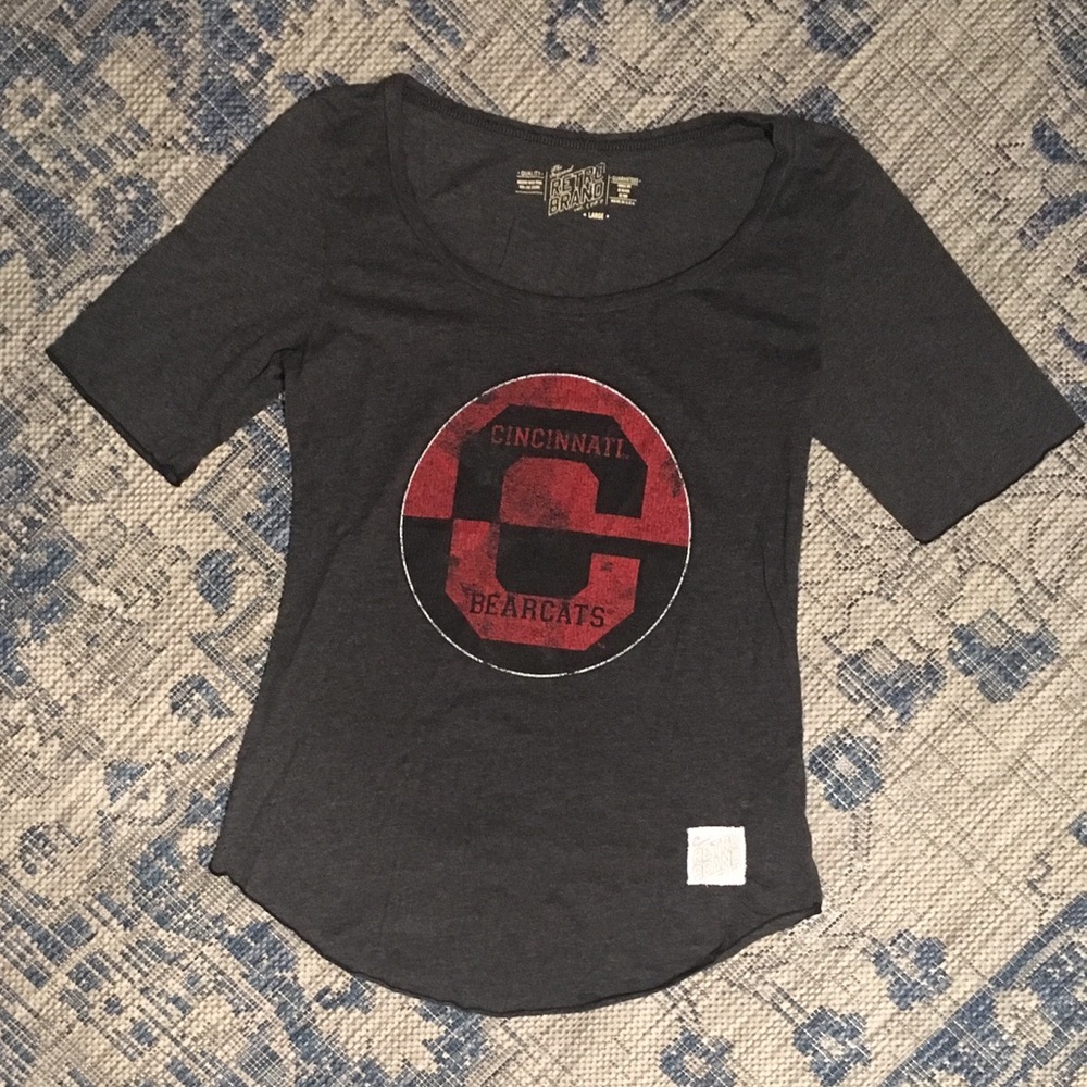 Cincinnati Bearcats women’s Retro Brand tshirt